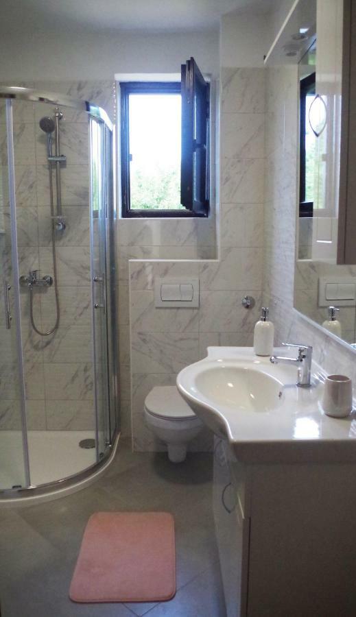Apartma Astrea